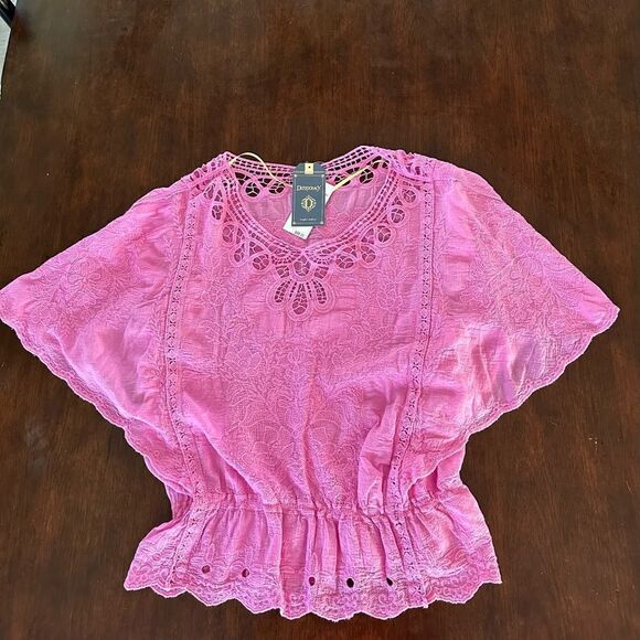 Democracy pink, embroidered peasant top. - Picture 7 of 7